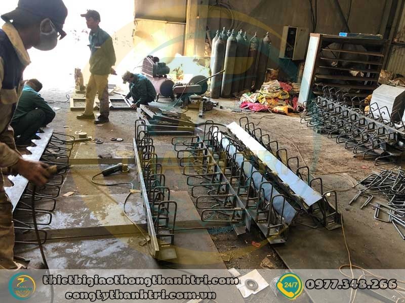 Bản Vẽ File Cad Khe Co Giãn Răng Lược 2025