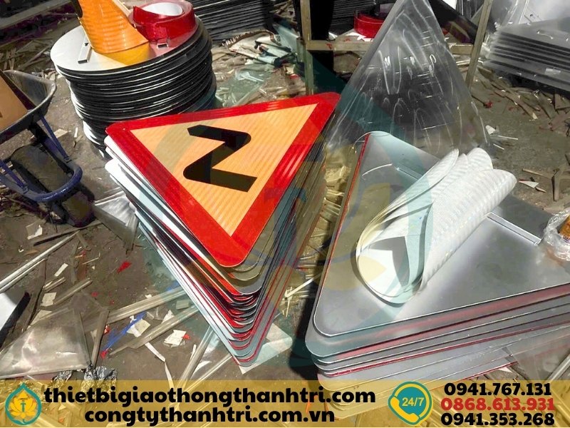 Cung cấp biển báo giao thông phản quang quý 2 năm 2026