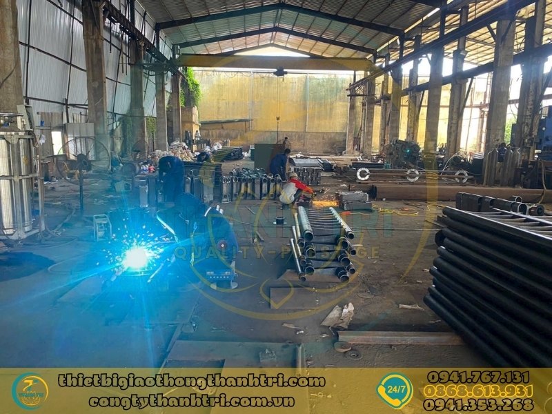 Báo giá lan can cầu đường mạ kẽm nhúng nóng quý 4 năm 2025
