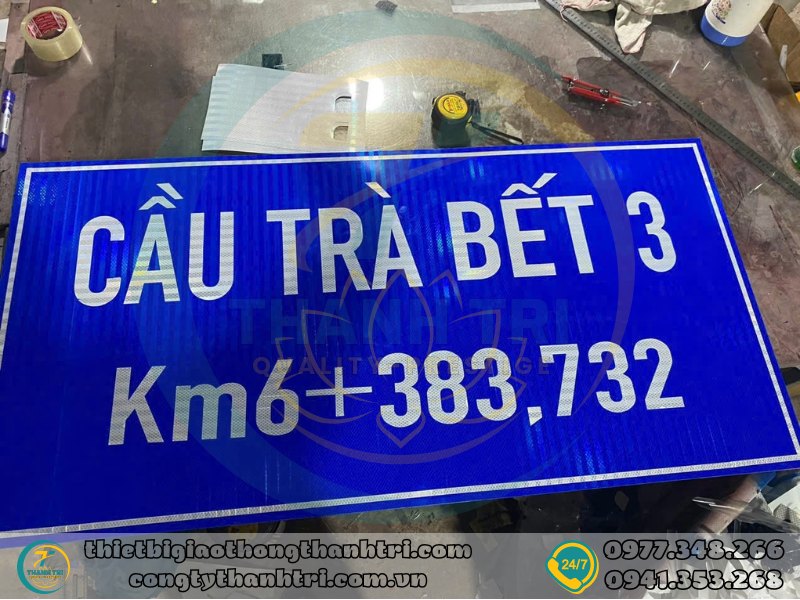 Biển báo tên cầu I.439