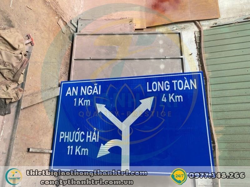 Đơn Vị Cung Cấp Biển Báo Giao Thông Tại TP. Hồ Chí Minh 2025
