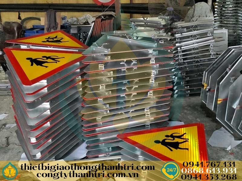 Cung cấp biển báo giao thông tại Cao Bằng