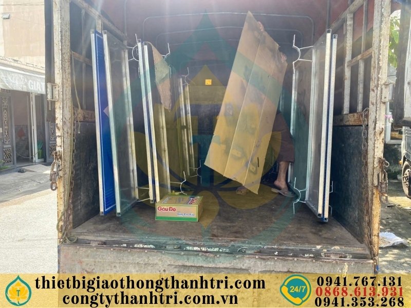 Cung cấp biển báo giao thông tại Long An Cung cấp biển báo giao thông tại Long An