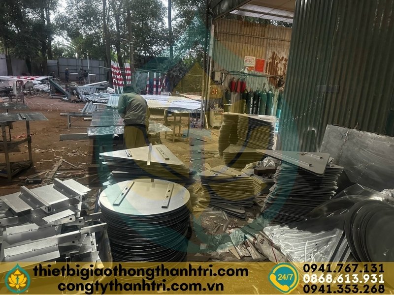 Cung cấp biển báo giao thông tại Phú Thọ