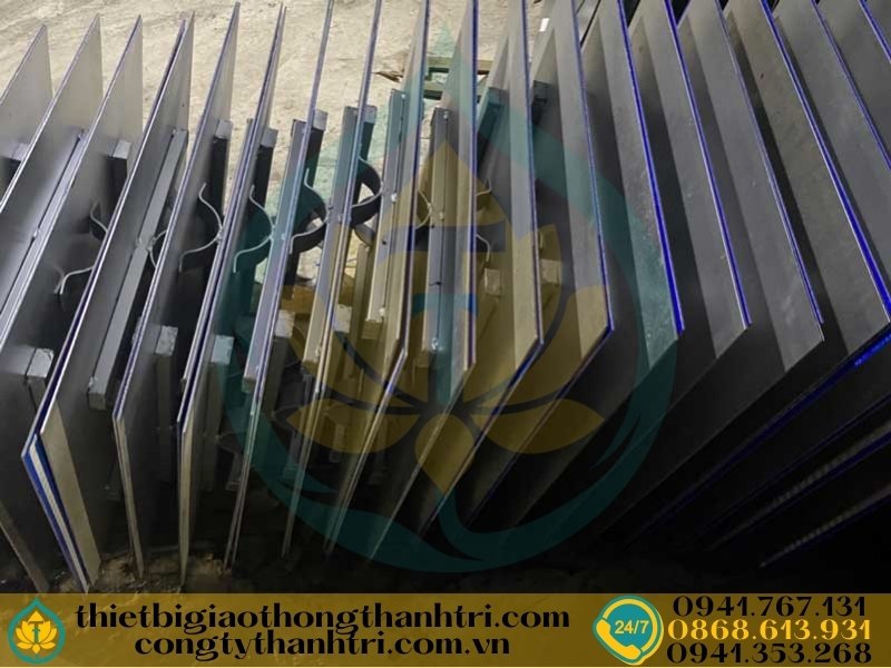 Cung cấp biển báo giao thông tại Tuyên Quang Cung cấp biển báo giao thông tại Tuyên Quang