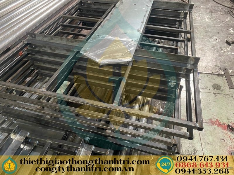 Cung cấp biển báo giao thông tại Tuyên Quang Cung cấp biển báo giao thông tại Tuyên Quang