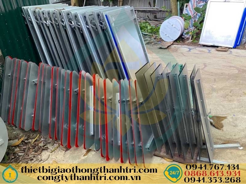 Cung cấp biển báo giao thông tại Vĩnh Phúc