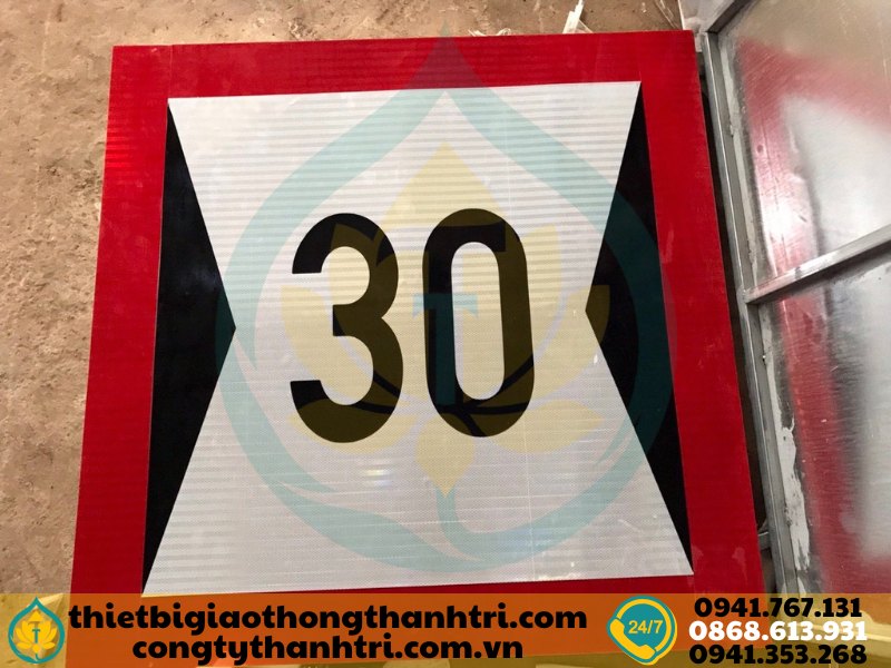 Cung cấp biển báo giao thông tại Bạc Liêu