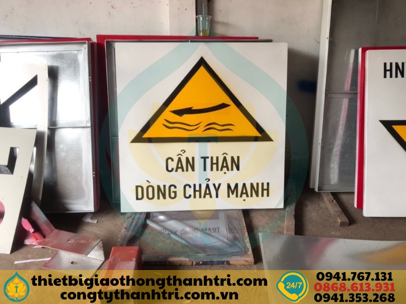 Cung cấp biển báo giao thông tại Cần Thơ