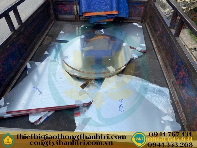 Cung cấp biển báo giao thông tại Trà Vinh Cung cấp biển báo giao thông tại Trà Vinh