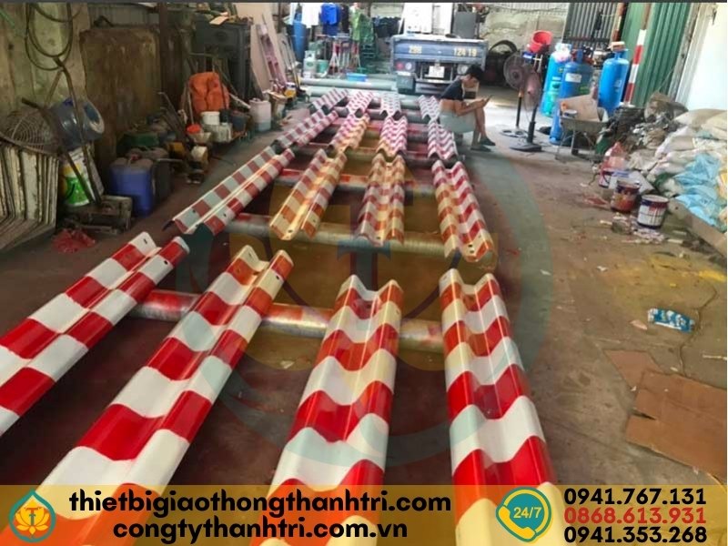 Cung cấp hộ lan tôn sóng hộ lan mềm tại An Giang