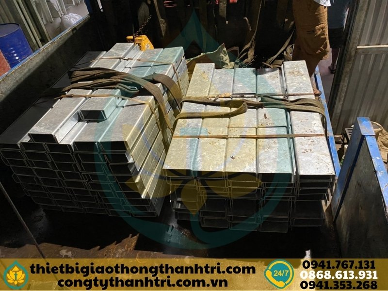 Cung cấp hộ lan tôn sóng hộ lan mềm tại Hoà Bình Cung cấp hộ lan tôn sóng hộ lan mềm tại Hoà Bình