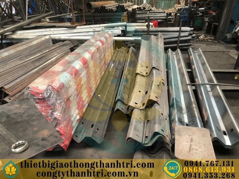 Cung cấp hộ lan tôn sóng hộ lan mềm tại Kon Tum