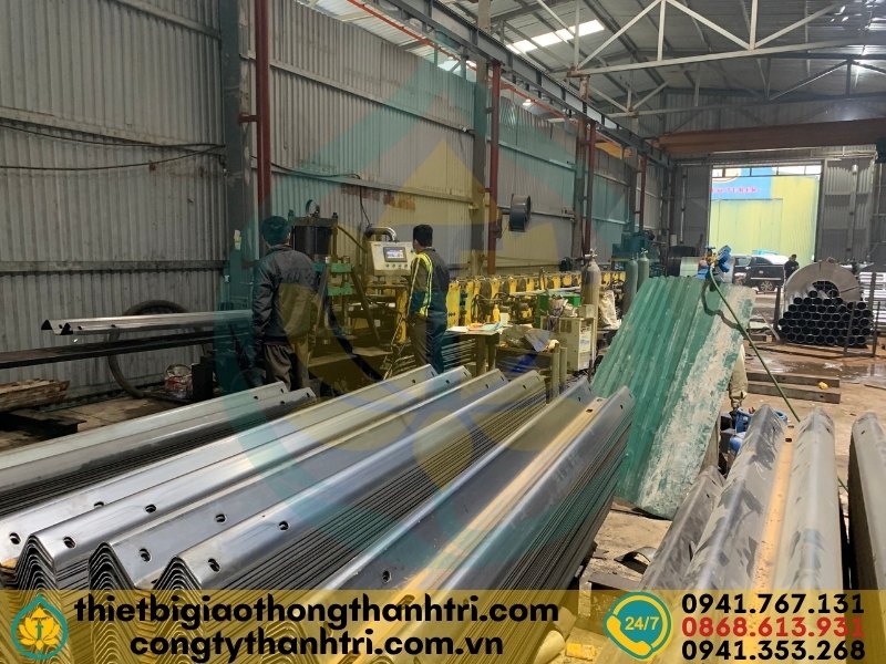 Cung cấp hộ lan tôn sóng hộ lan mềm tại Lạng Sơn Cung cấp hộ lan tôn sóng hộ lan mềm tại Lạng Sơn