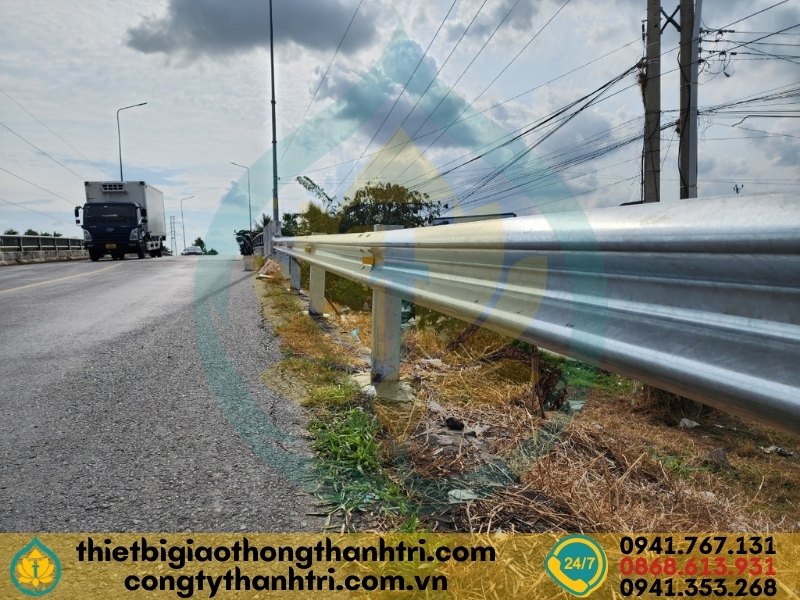 Cung cấp hộ lan tôn sóng hộ lan mềm tại Quảng Trị Cung cấp hộ lan tôn sóng hộ lan mềm tại Quảng Trị