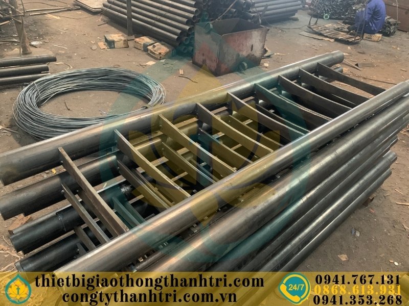 Cung cấp lan can cầu đường mạ kẽm nhúng nóng tại Bắc Giang