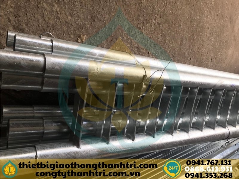 Cung cấp lan can cầu đường mạ kẽm nhúng nóng tại Bình Dương