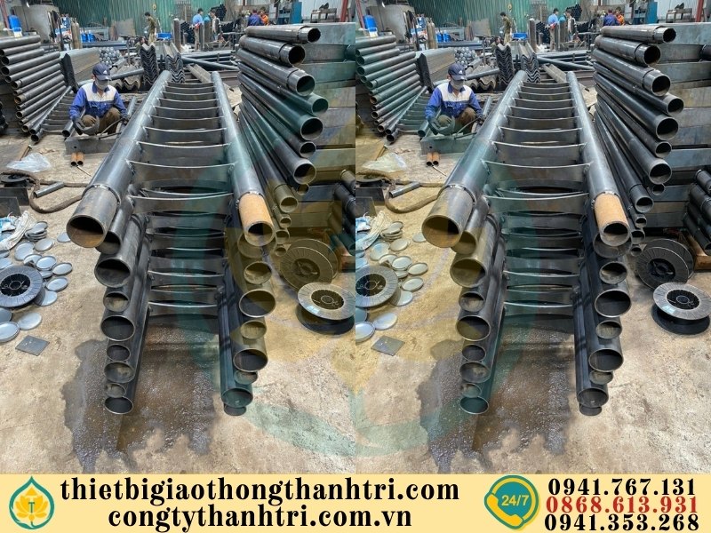 Cung cấp lan can cầu đường mạ kẽm nhúng nóng tại Tuyên Quang