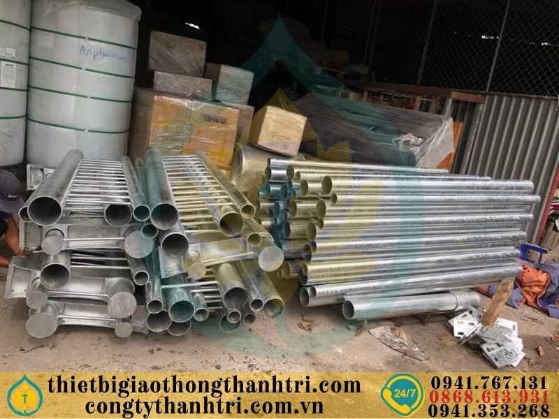 Cung cấp lan can cầu đường mạ kẽm nhúng nóng tại Huế