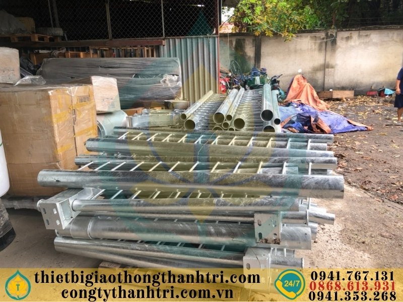 Cung cấp lan can cầu đường mạ kẽm nhúng nóng tại Huế
