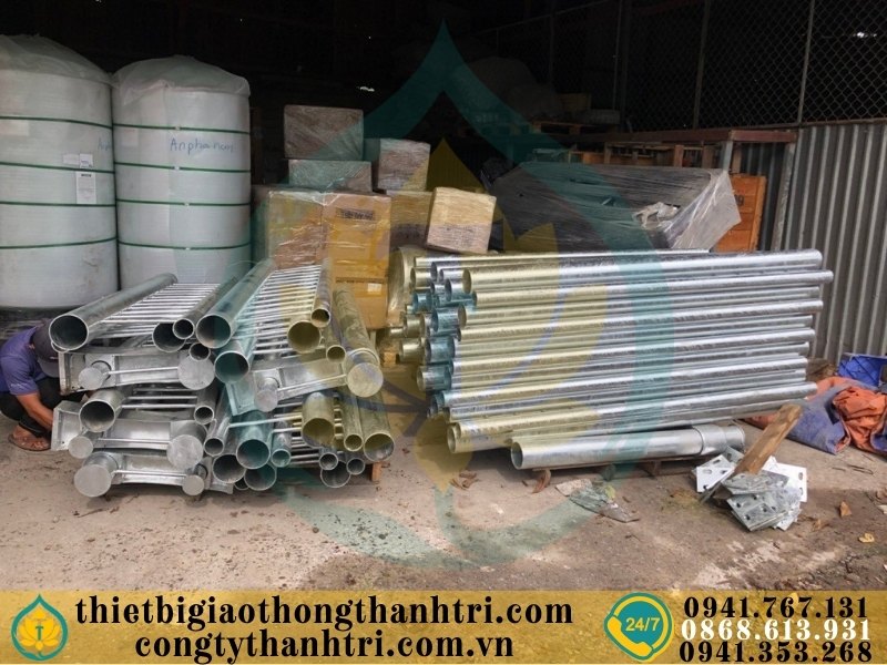 Cung cấp lan can cầu đường mạ kẽm nhúng nóng tại Kon Tum