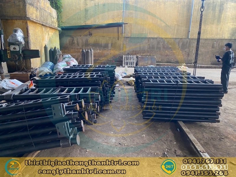 Cung cấp lan can cầu đường mạ kẽm nhúng nóng tại Long An