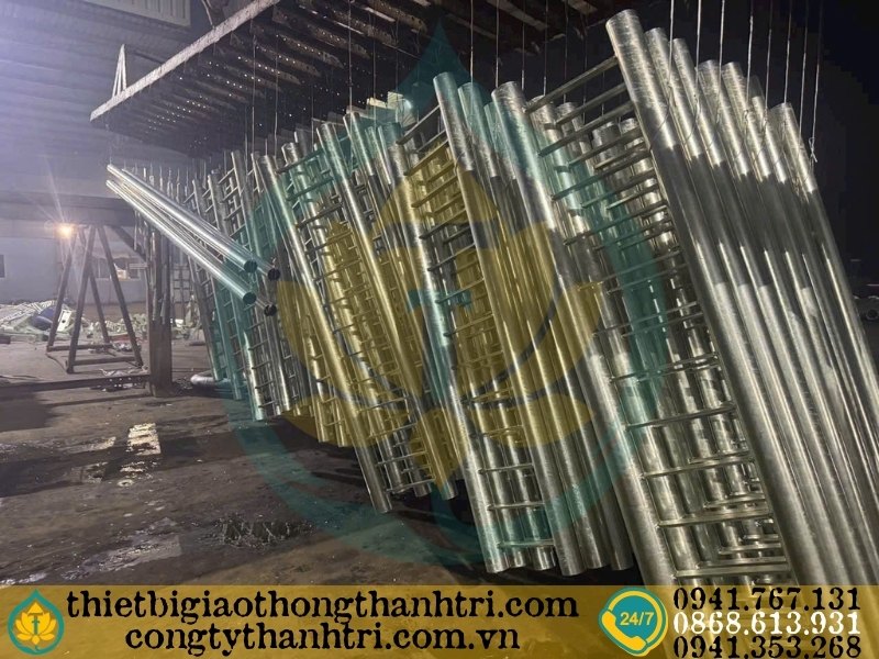 Cung cấp lan can cầu đường mạ kẽm nhúng nóng tại Tây Ninh