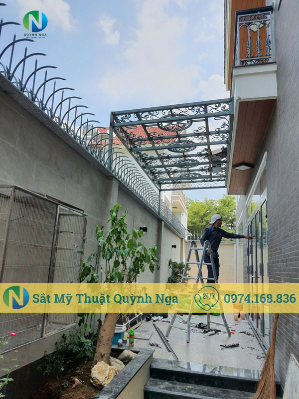 Mái hiên sắt nghệ thuật