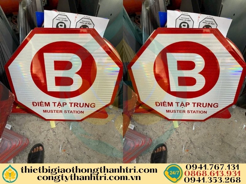 Sản xuất biển báo giao thông đường bộ tại xưởng Công ty TNHH Thành Tri