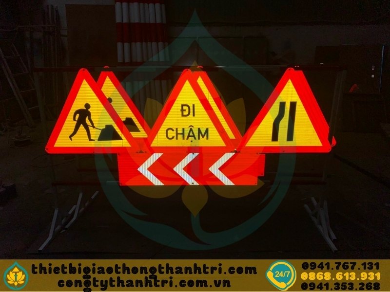 Sản xuất biển báo nguy hiểm tại xưởng Công ty TNHH Thành Tri Sản xuất biển báo nguy hiểm tại xưởng Công ty TNHH Thành Tri